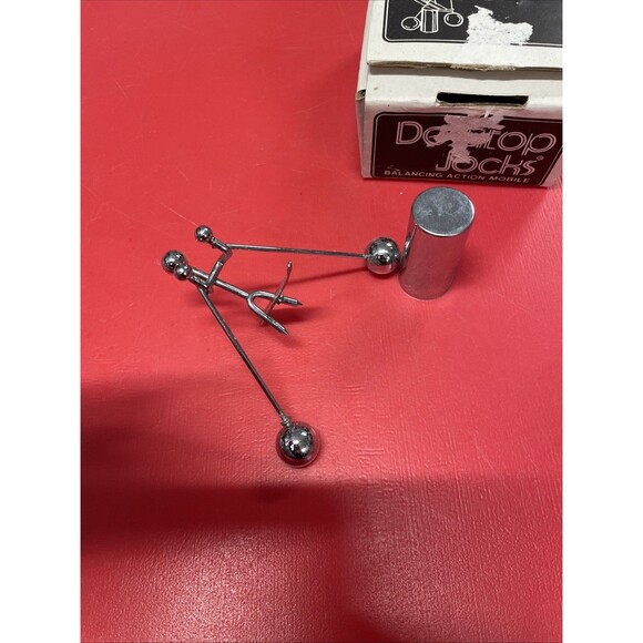 VTG 1978 Spencer Gifts Desktop Jocks Balancing Action Mobile metal figure Ski - Picture 3 of 5
